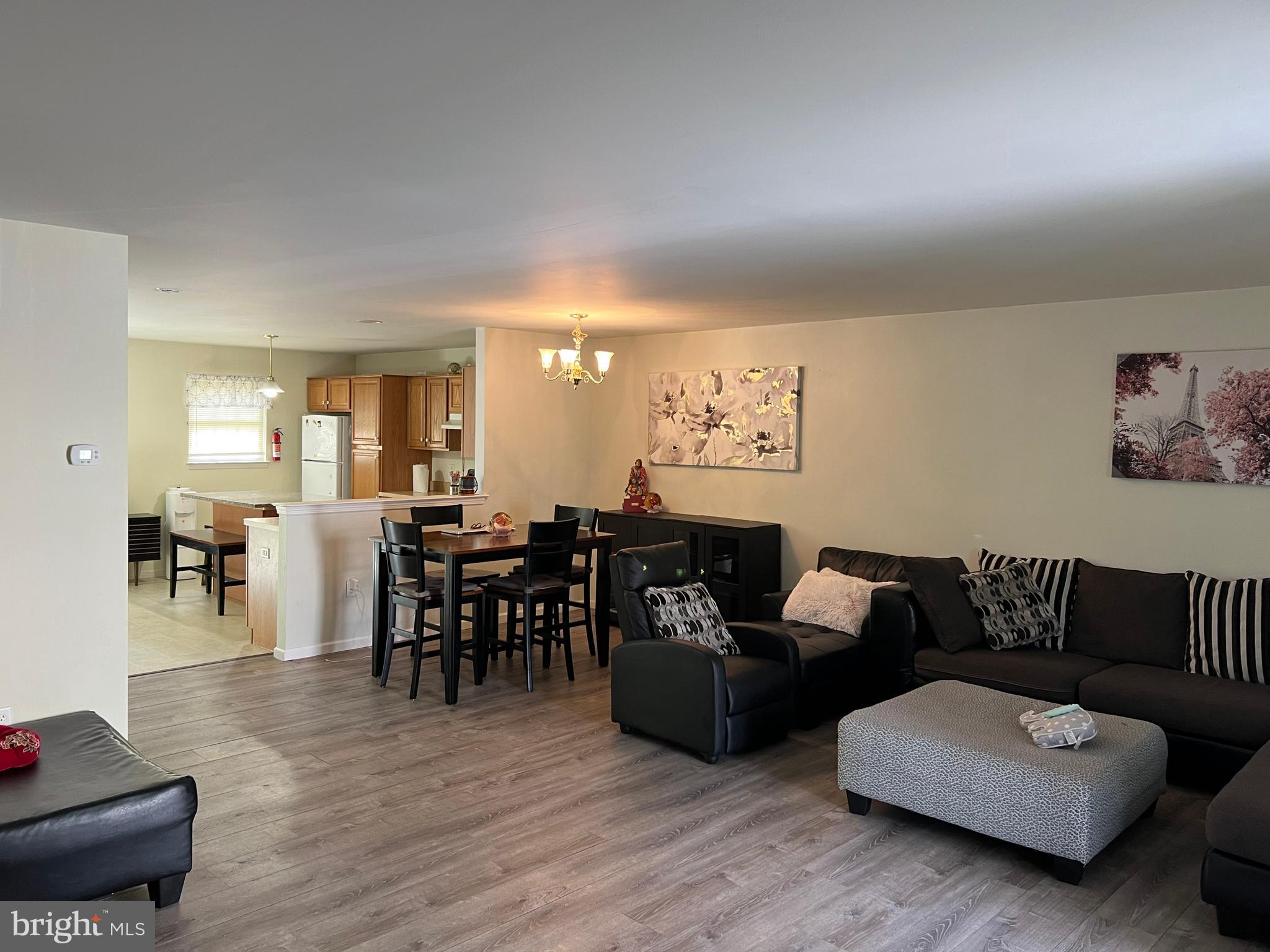 324 St Nicholas Street Reading, PA 19607 - Photo 2 of 17