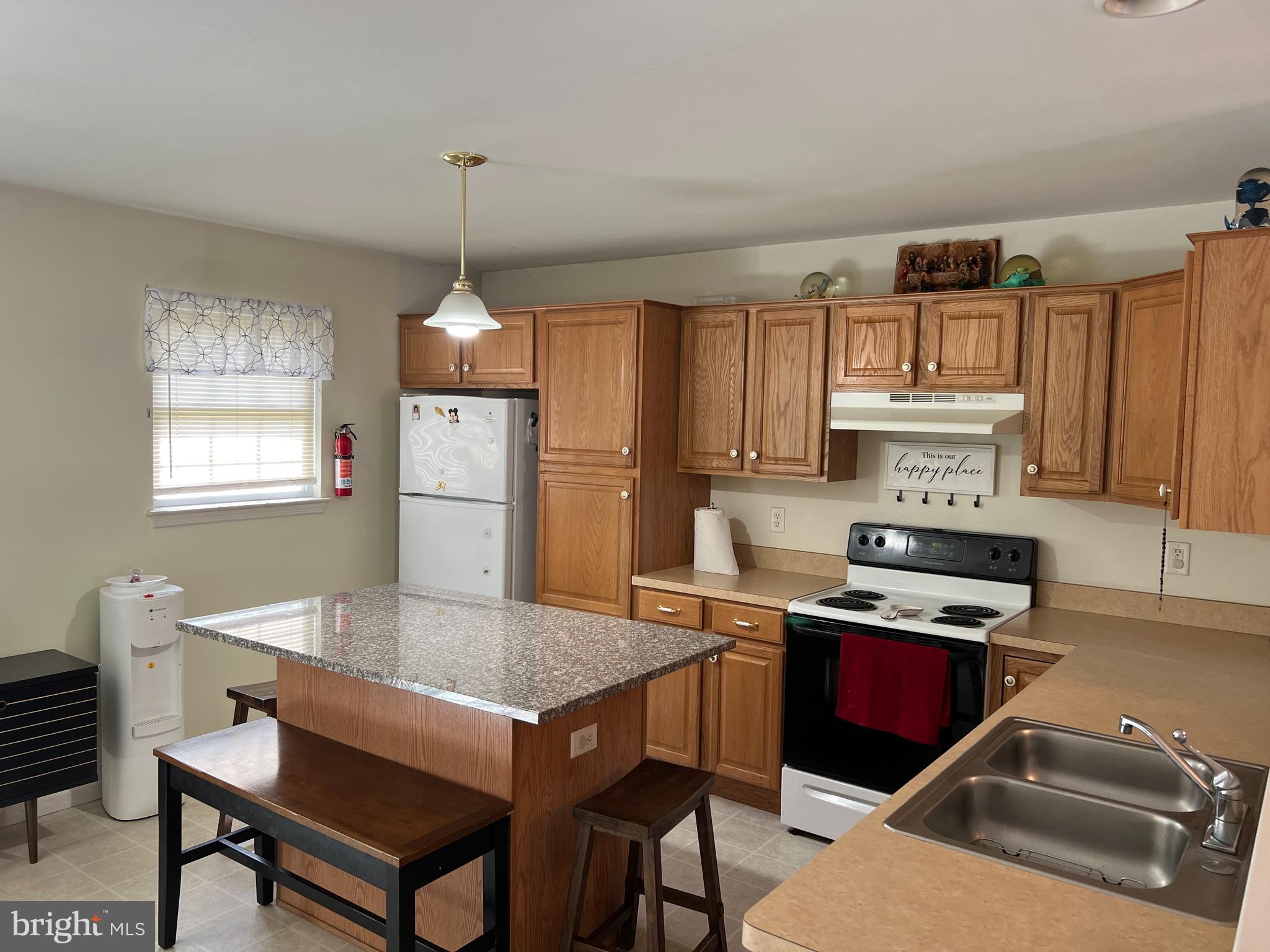 324 St Nicholas Street Reading, PA 19607 - Photo 4 of 17