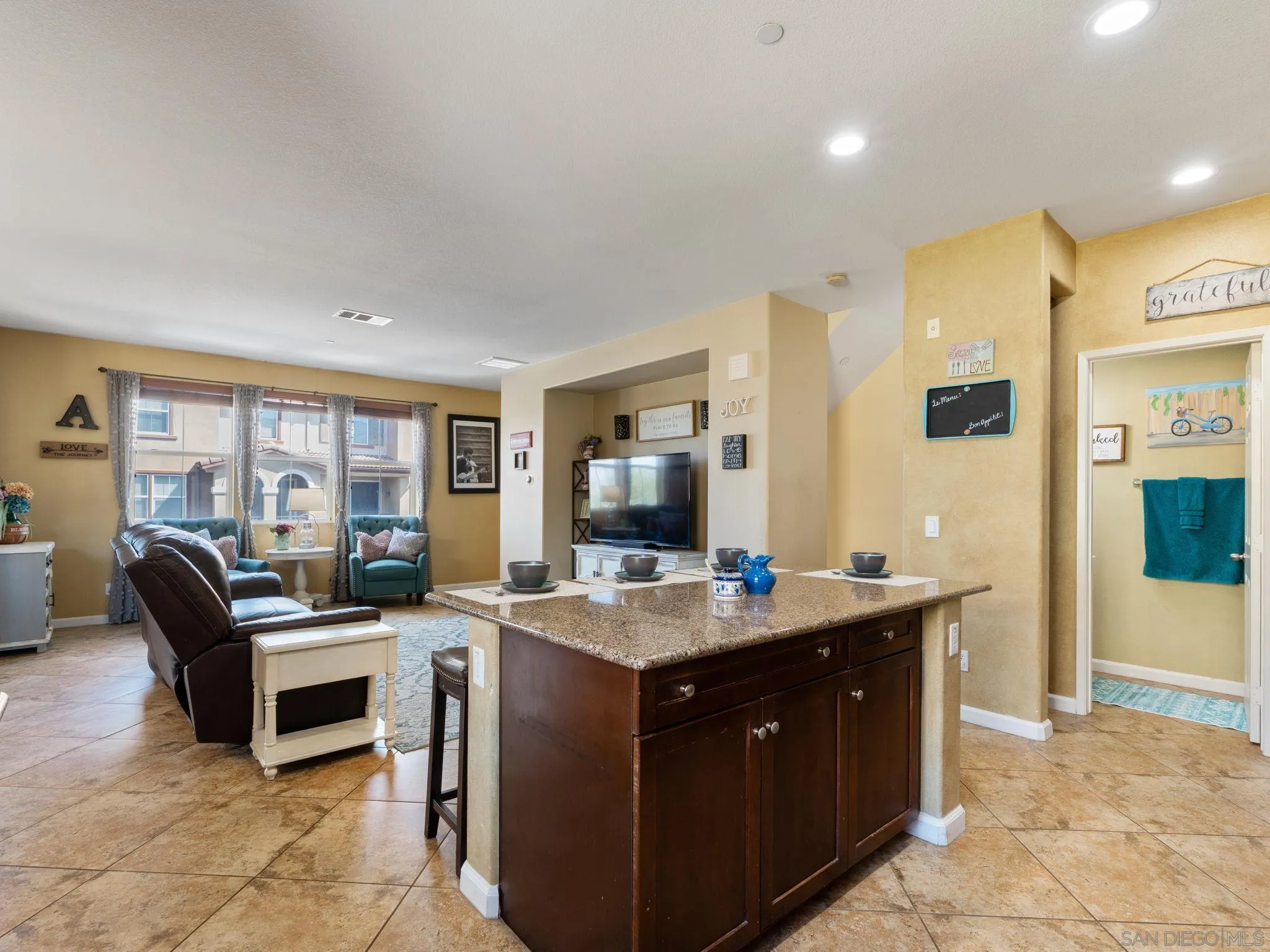 1412 Calabria Street Santee, CA 92071 - Photo 17 of 72