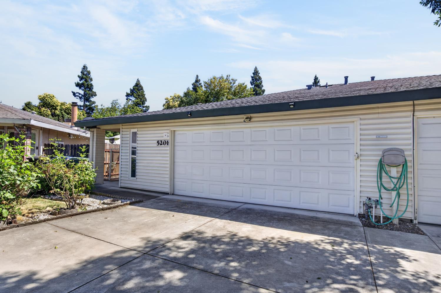 5201 Shereen Court Sacramento, CA 95841 - Photo 3 of 69