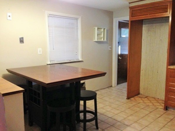 119 Farnum Road Waltham, MA 02453 - Photo 4 of 16 Gallery Image 4