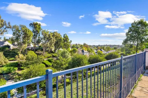 $815,000 | 1813 Avenida Segovia, Oceanside, CA 92056