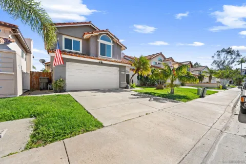 $815,000 | 1813 Avenida Segovia, Oceanside, CA 92056