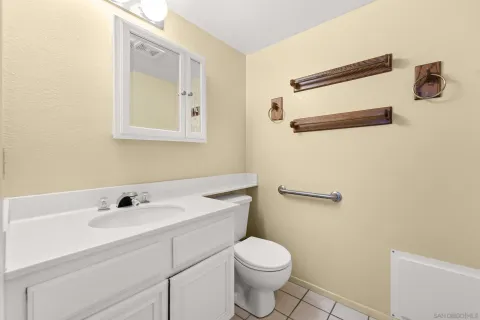 $815,000 | 1813 Avenida Segovia, Oceanside, CA 92056