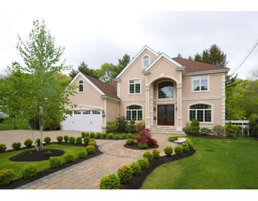 34 Harwich Road Newton, MA 02467 - Photo 1 of 17 Gallery Image 1