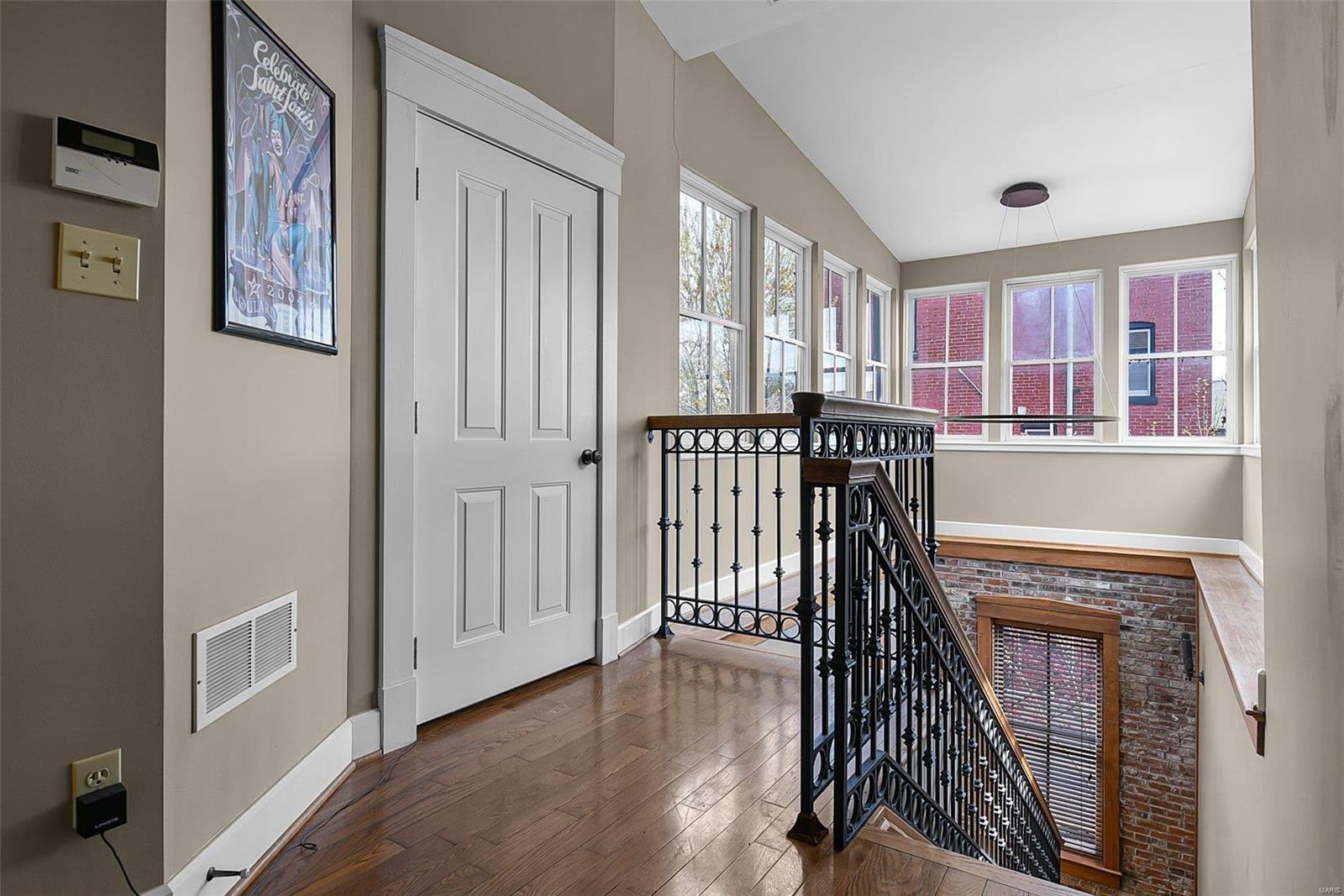 2330 Menard Street St. Louis, MO 63104 - Photo 16 of 39