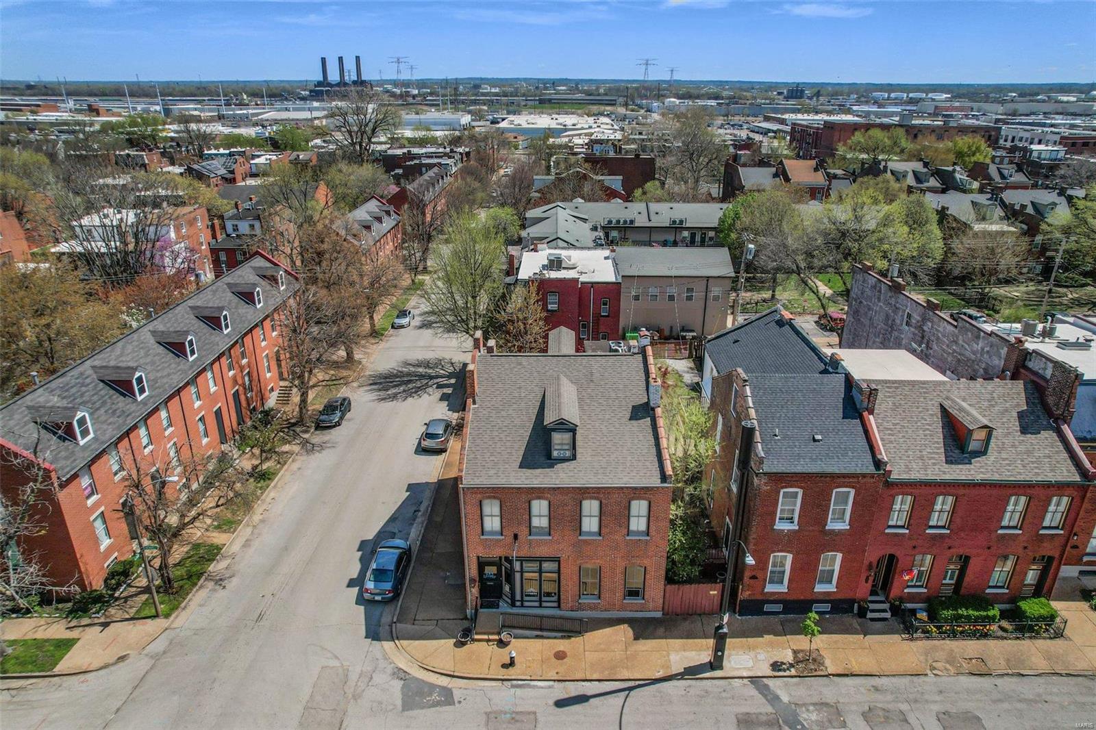 2330 Menard Street St. Louis, MO 63104 - Photo 3 of 39
