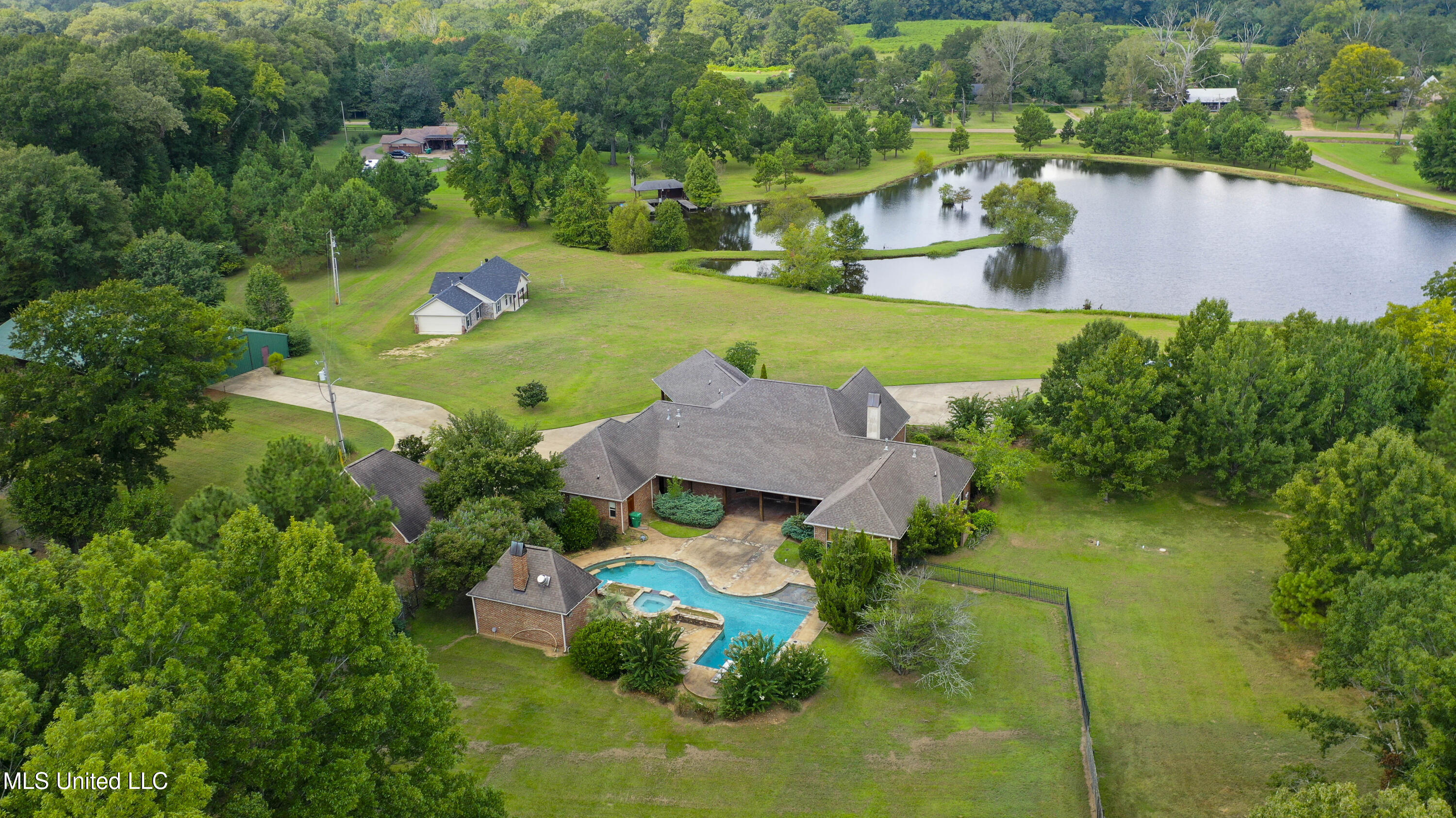 5550 Springridge Road Raymond, MS 39154 - Photo 2 of 132 5550 Spring Ridge-126