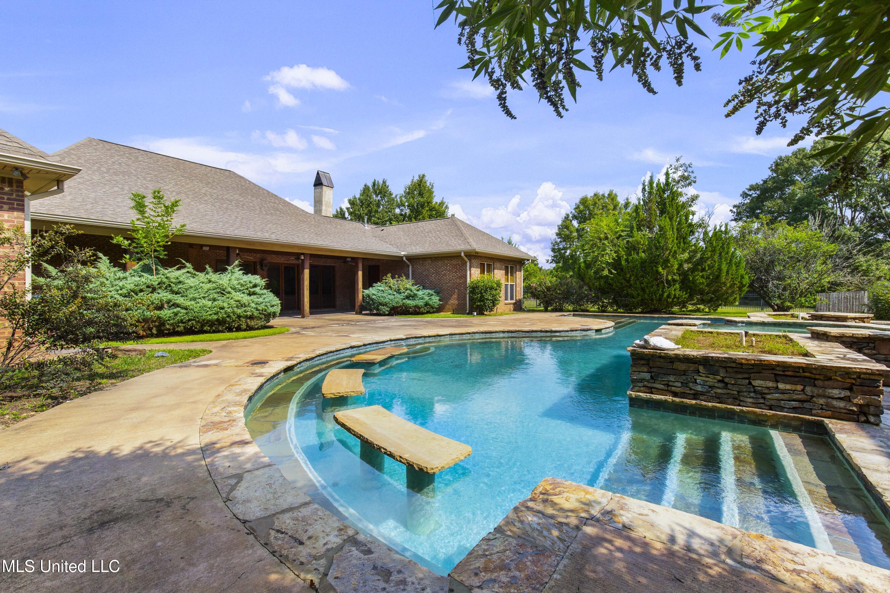 5550 Springridge Road Raymond, MS 39154 - Photo 4 of 132 5550 Spring Ridge-67