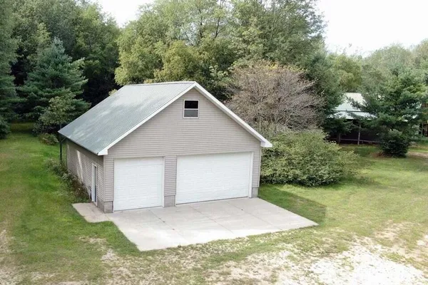 $394,000 | 22848 13 Mile Road, Big Rapids, MI 49307