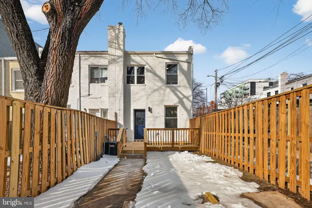 $550,000 | 777 18th Street Northeast, Washington, DC 20002