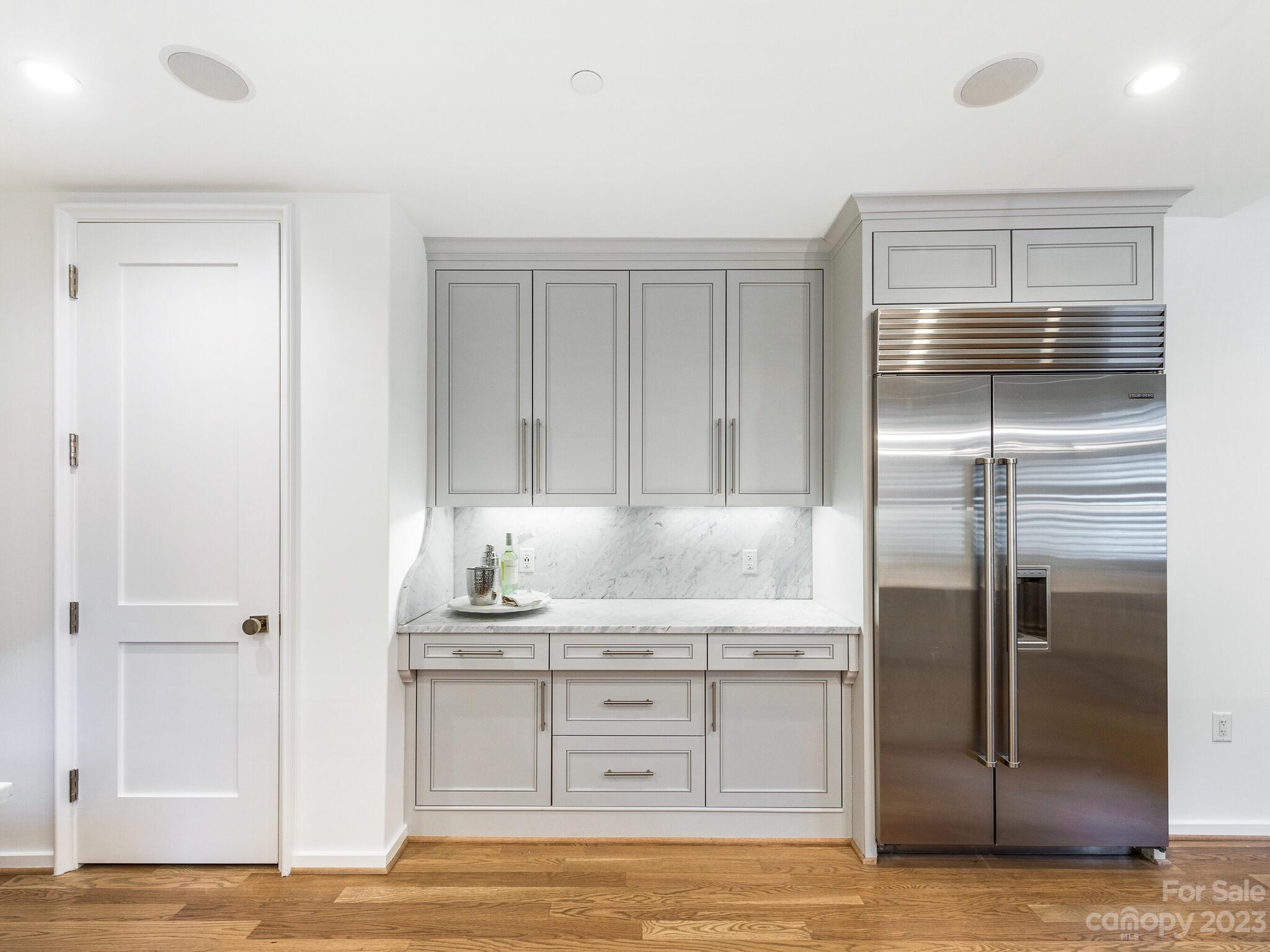1333 Queens Road, Unit B2 Charlotte, NC 28207 - Photo 8 of 20 Gallery Image 8