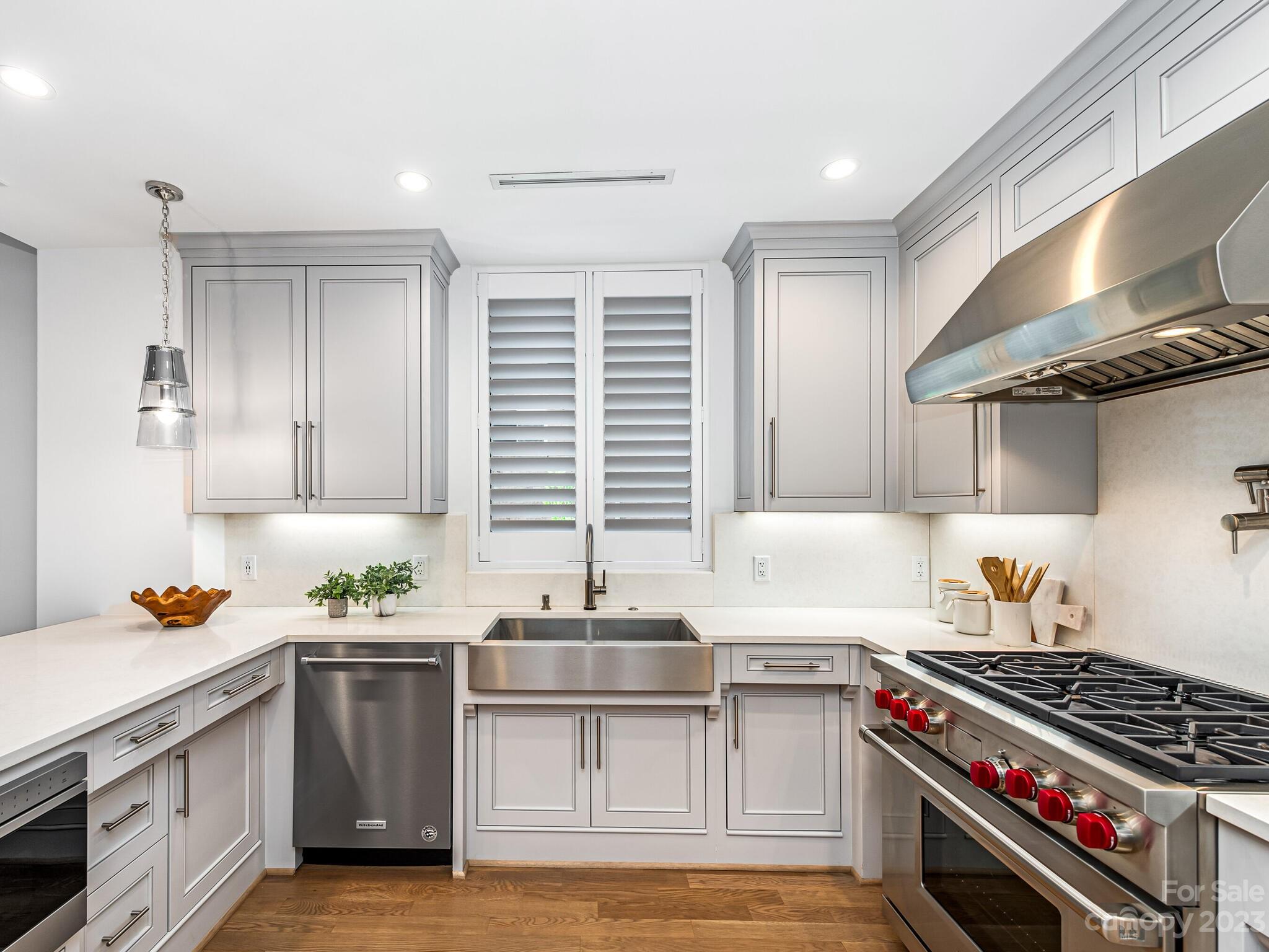 1333 Queens Road, Unit B2 Charlotte, NC 28207 - Photo 9 of 20 Gallery Image 9