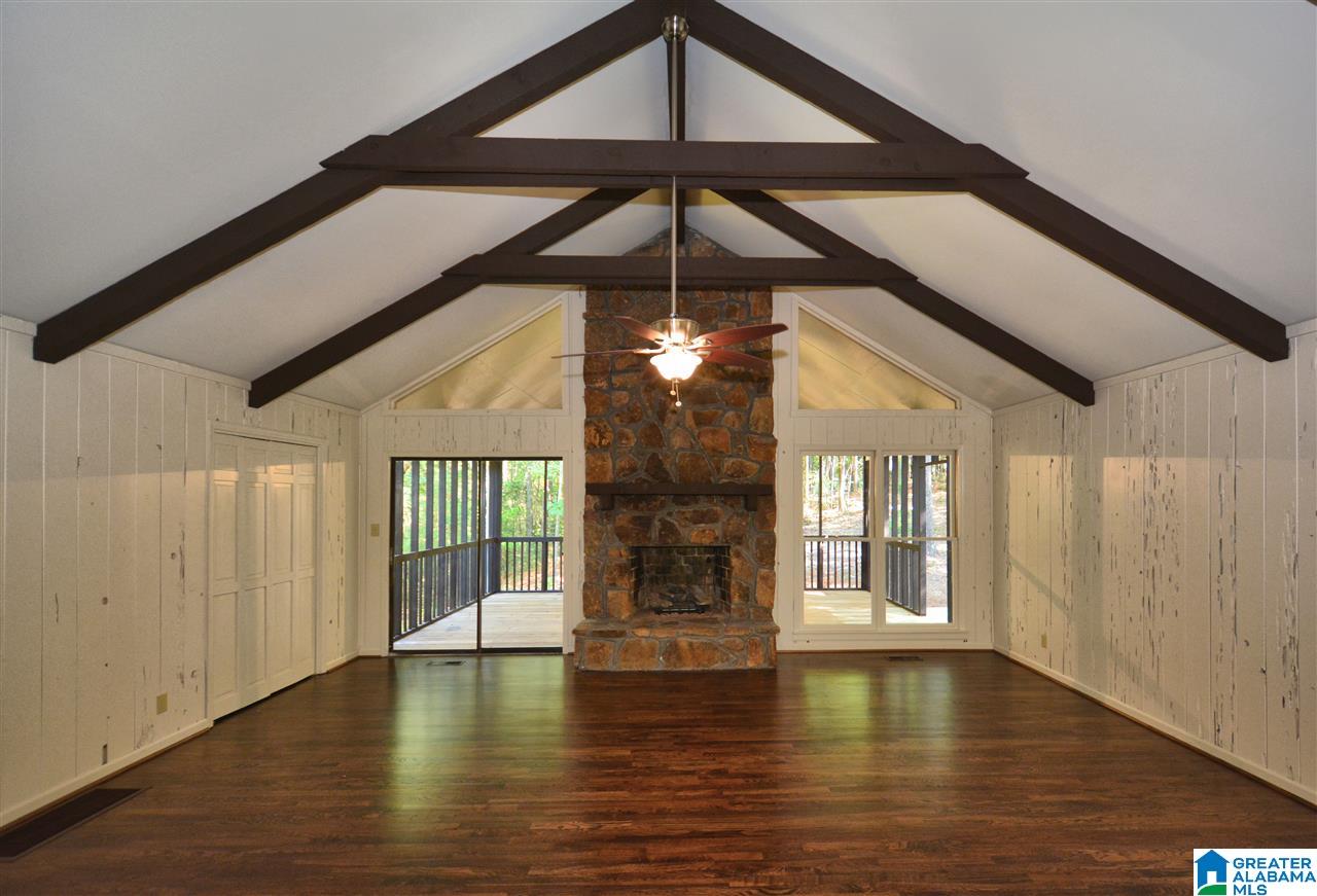 371 Miller Circle Pelham, AL 35124 - Photo 8 of 44