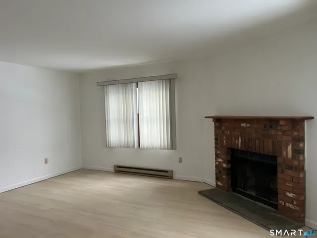 $1,750 | 43 Valley Drive, Unit 43, New Milford, CT 06776