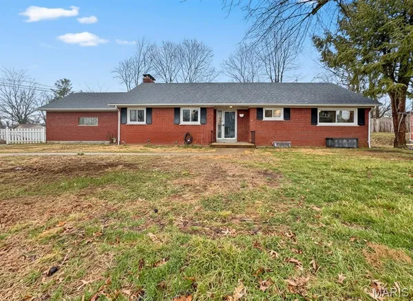 $309,500 | 325 North Market Street, Waterloo, IL 62298