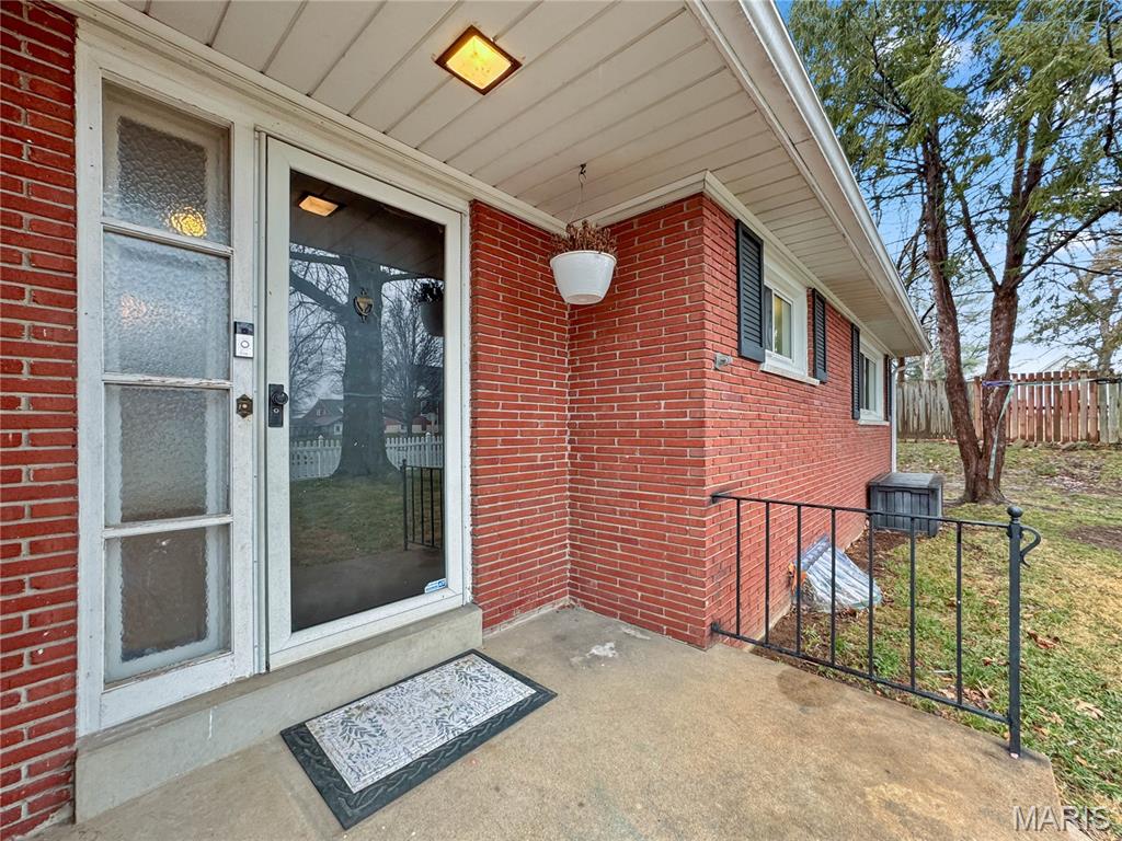 325 North Market Street Waterloo, IL 62298 - Photo 14 of 68