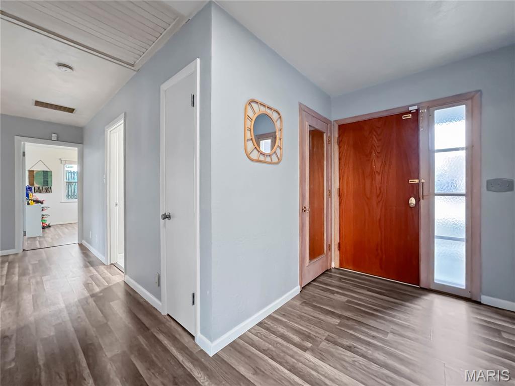 325 North Market Street Waterloo, IL 62298 - Photo 15 of 68