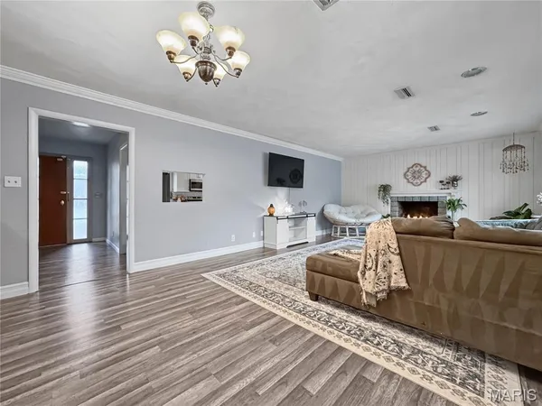 $309,500 | 325 North Market Street, Waterloo, IL 62298