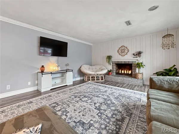 $309,500 | 325 North Market Street, Waterloo, IL 62298