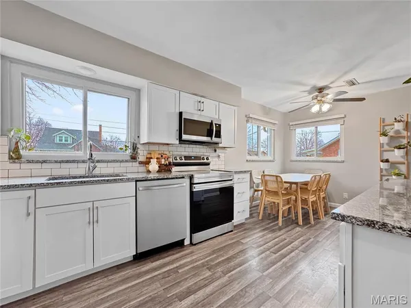 $309,500 | 325 North Market Street, Waterloo, IL 62298