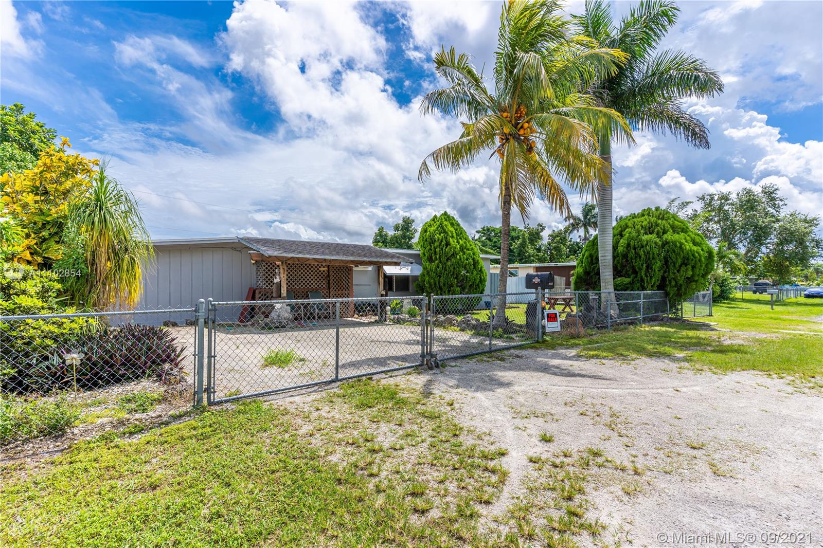 29341 Idaho Road Homestead, FL 33033 - Photo 2 of 36 Gallery Image 2