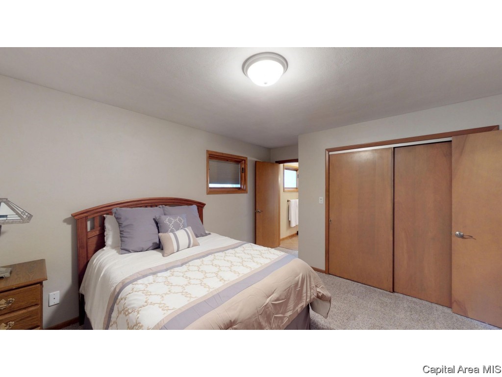 2064 Huntleigh Road Springfield, IL 62704 - Photo 24 of 36
