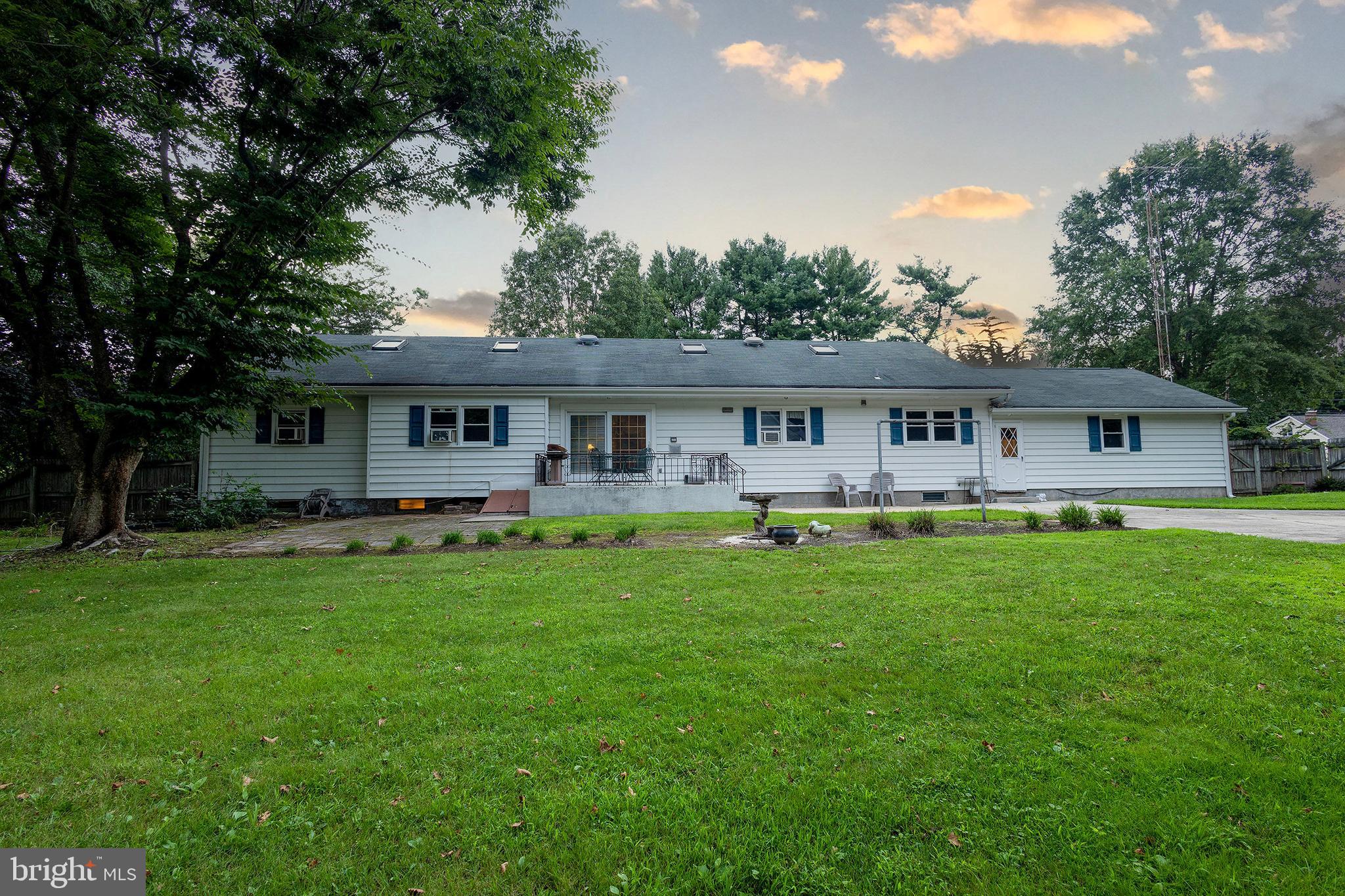 2 Tindall Road Robbinsville, NJ 08691 - Photo 3 of 23 Gallery Image 3
