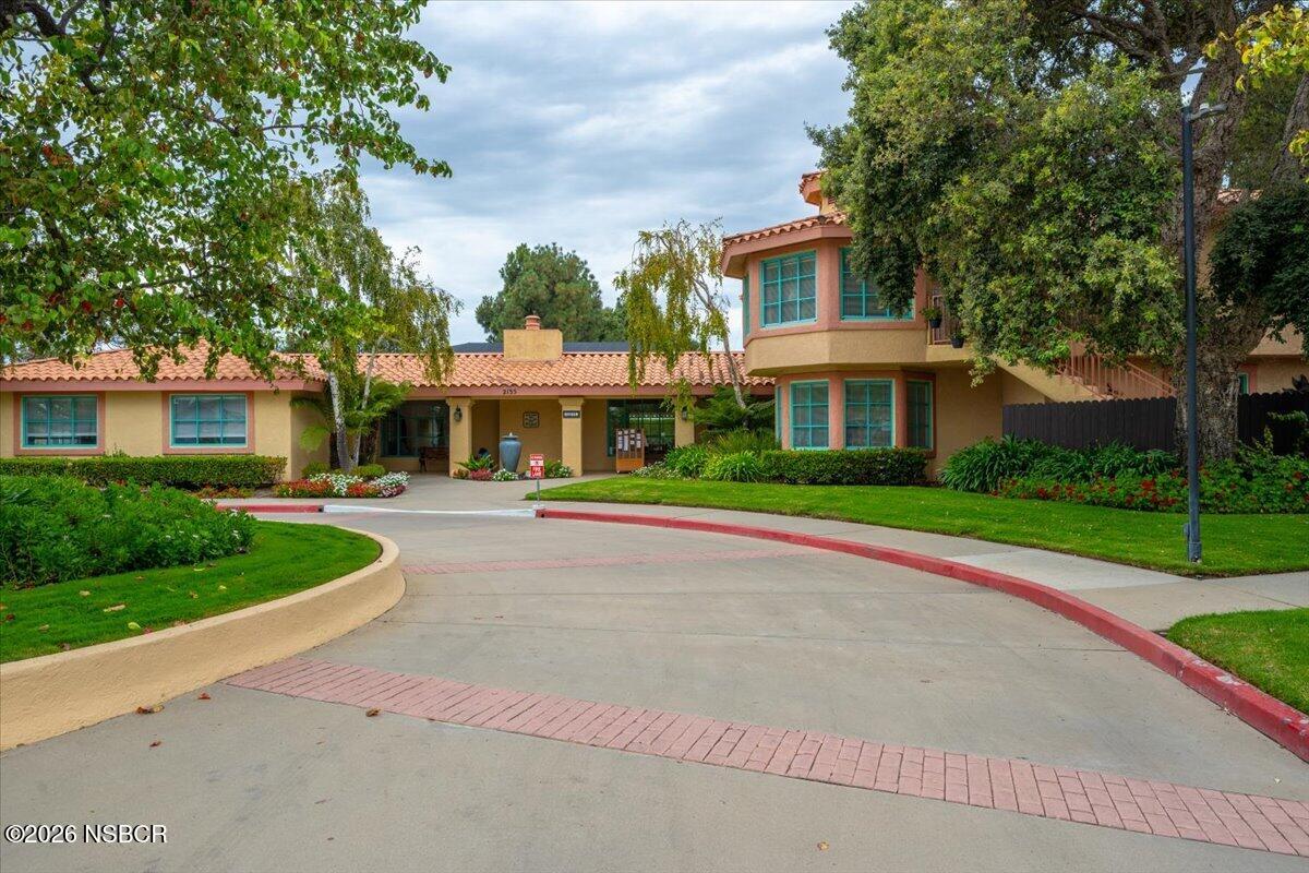 927 Vista Del Rio Santa Maria, CA 93458 - Photo 22 of 26 30-Club House