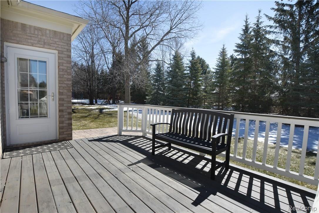 3373 West York Court Rochester, MI 48306 - Photo 17 of 37 3373 W York Ct017.JPG