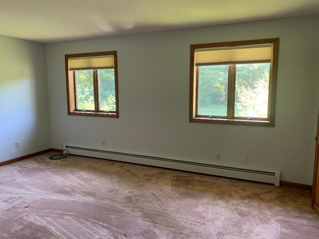 53 Hampden Road East Longmeadow, MA 01028 - Photo 23 of 41