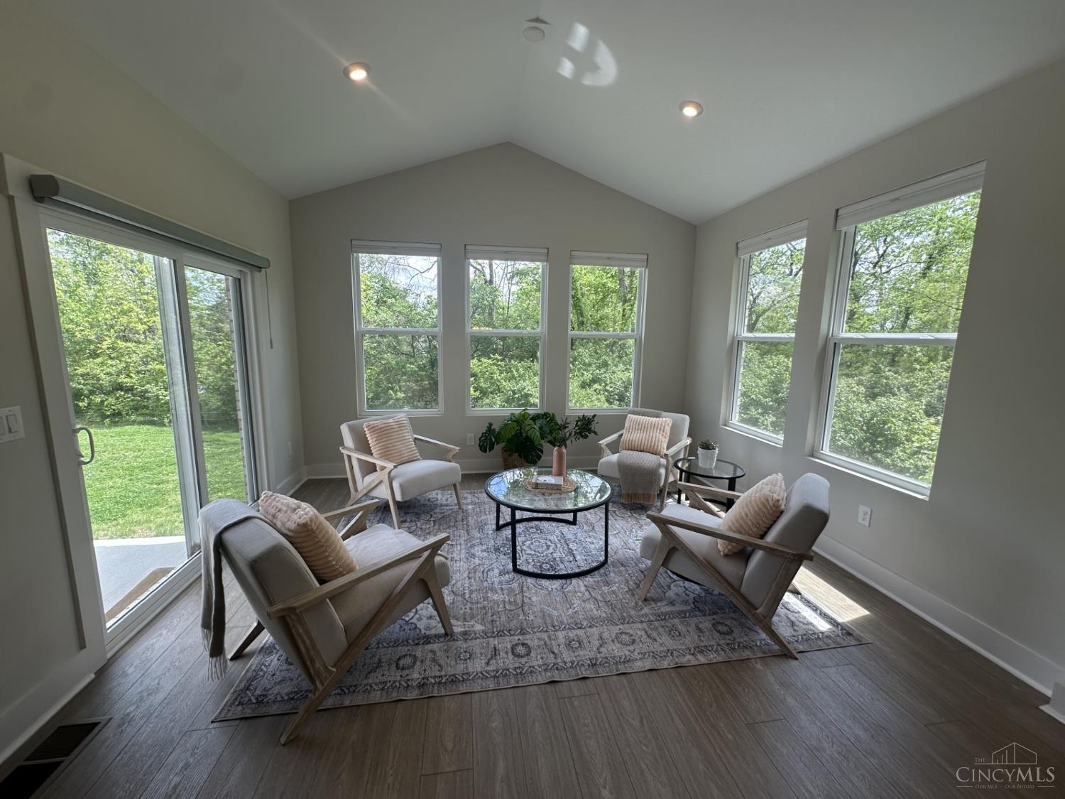 11134 Snider Road Cincinnati, OH 45249 - Photo 11 of 42 Sunroom off kitchen.