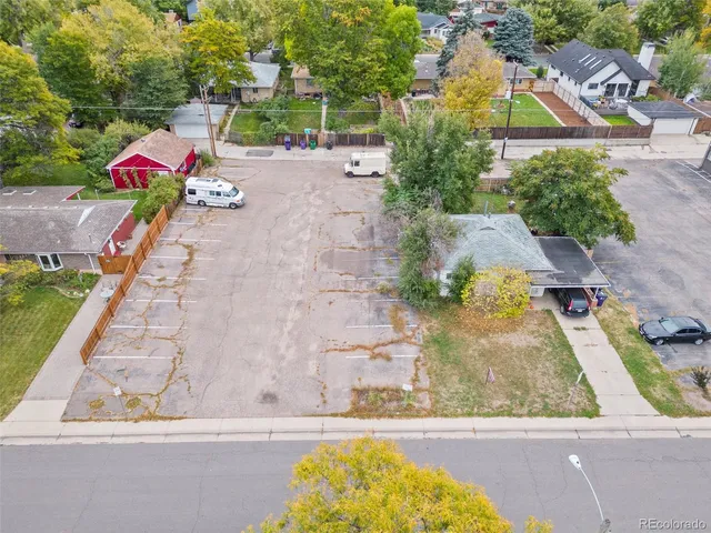 $1,200,000 | 1150-60 North Dahlia Street North, Denver, CO 80220