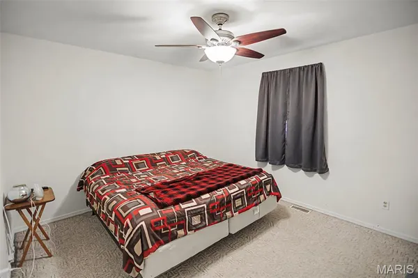 $170,000 | 4709 Snow White Terrace, Alton, IL 62002