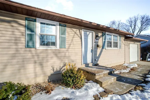 $170,000 | 4709 Snow White Terrace, Alton, IL 62002