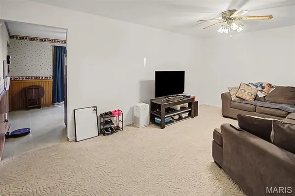 $170,000 | 4709 Snow White Terrace, Alton, IL 62002