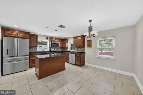 $475,000 | 66 Birchwood Knoll, Lawrence Township, NJ 08648