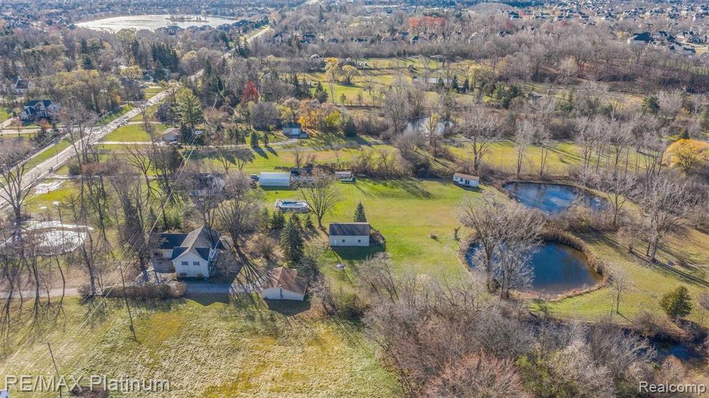 18819 Ridge Road Northville, MI 48167 - Photo 72 of 83