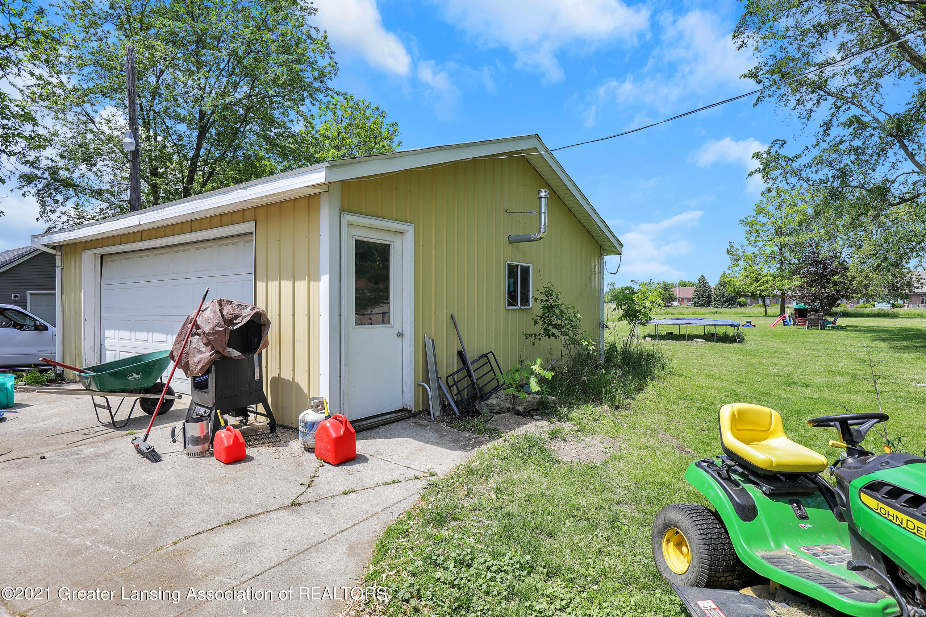 1824 West Walker Road St. Johns, MI 48879 - Photo 28 of 34 9I3A1337
