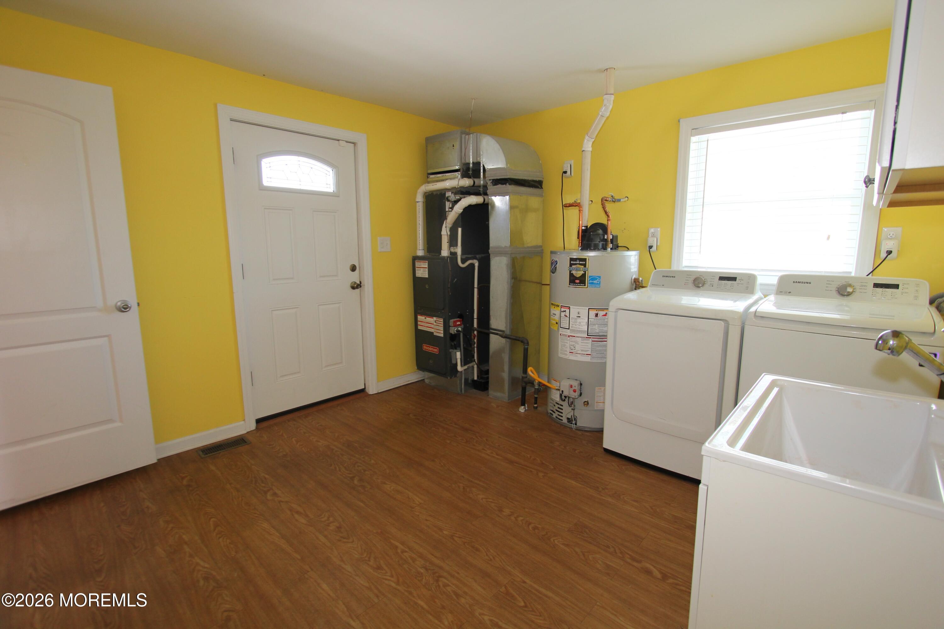 105 Milford Road Neptune Township, NJ 07753 - Photo 12 of 23 105 Milford - 15