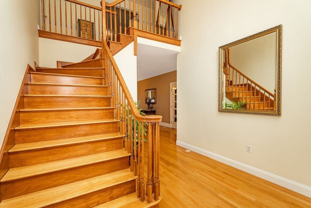 58 Andrews Road Wakefield, MA 01880 - Photo 8 of 39 Gallery Image 8