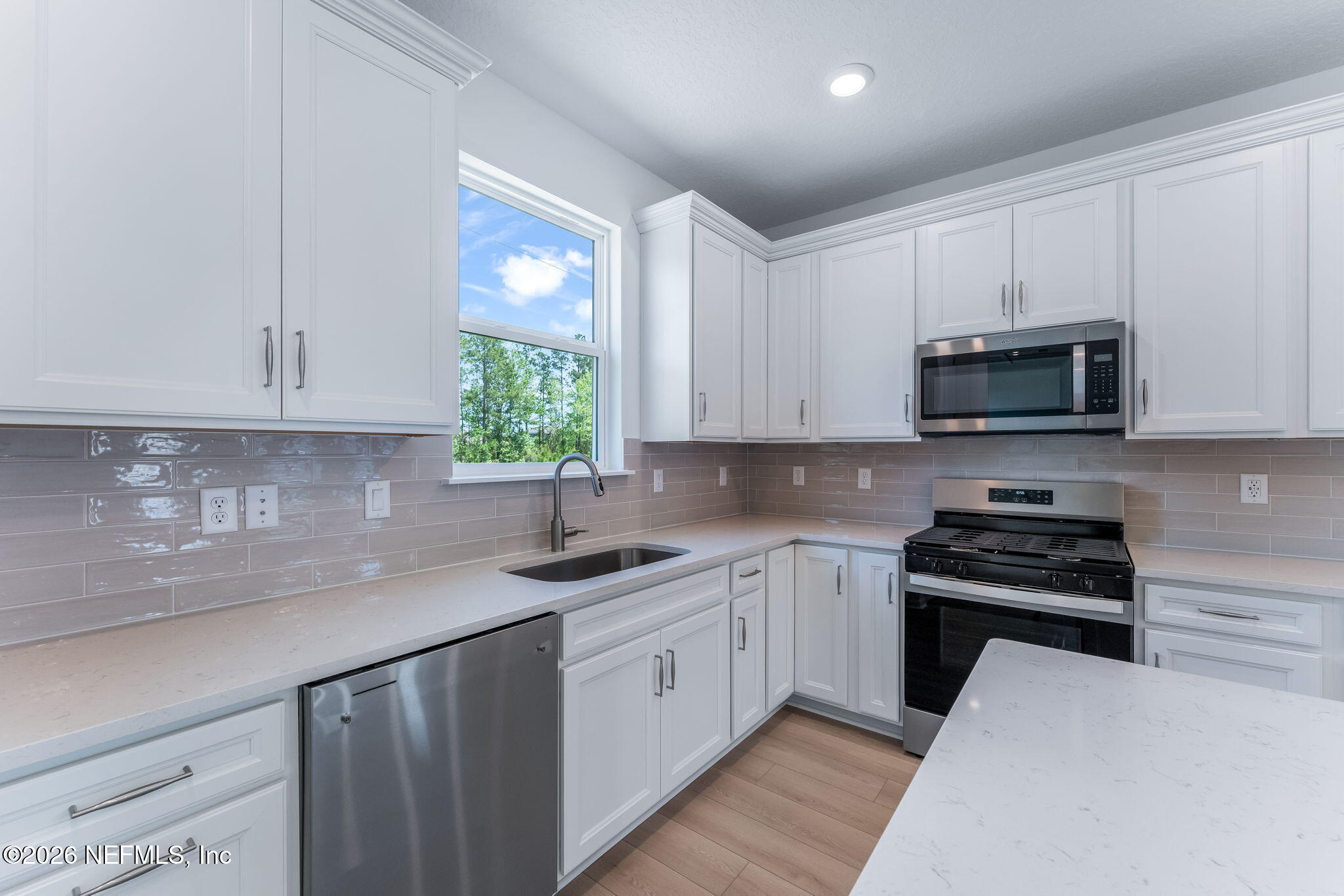 614 Ecliptic Loop Yulee, FL 32097 - Photo 18 of 60 20-web-or-mls-Kitchen