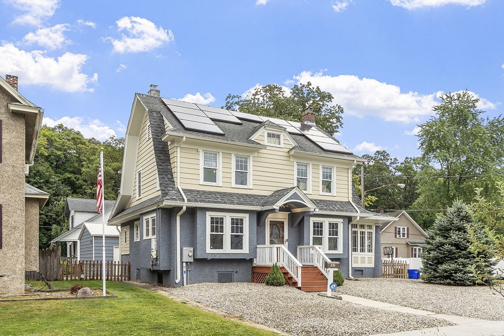 147 Belvidere Street Springfield, MA 01108 - Photo 2 of 35