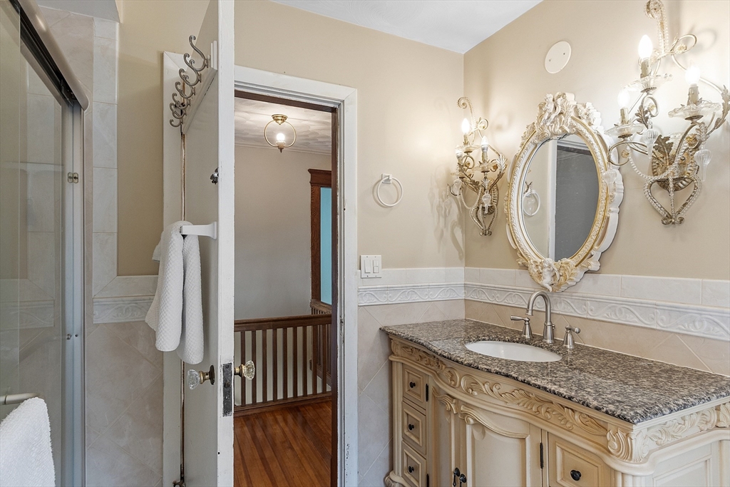 147 Belvidere Street Springfield, MA 01108 - Photo 27 of 35