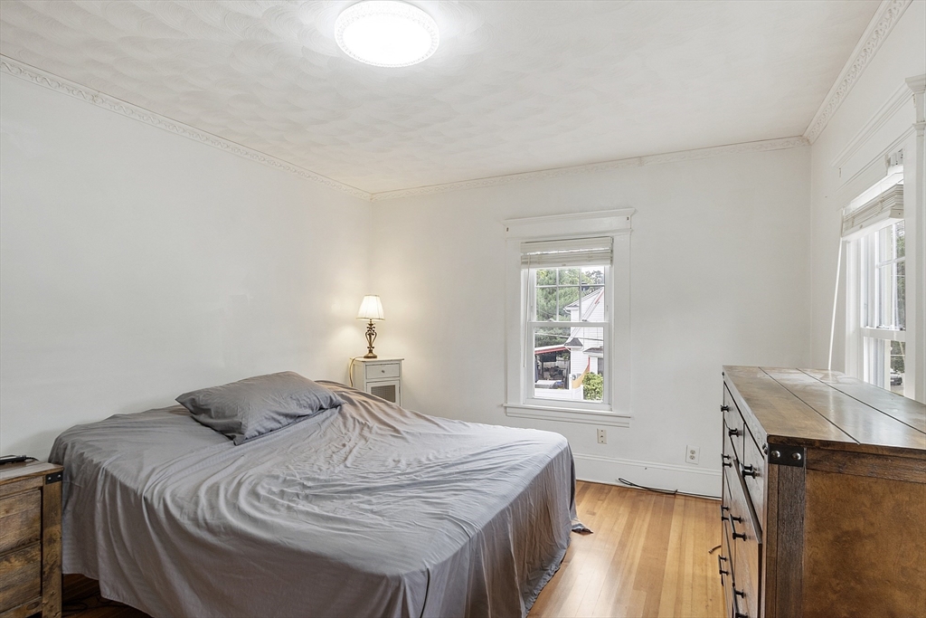 147 Belvidere Street Springfield, MA 01108 - Photo 31 of 35