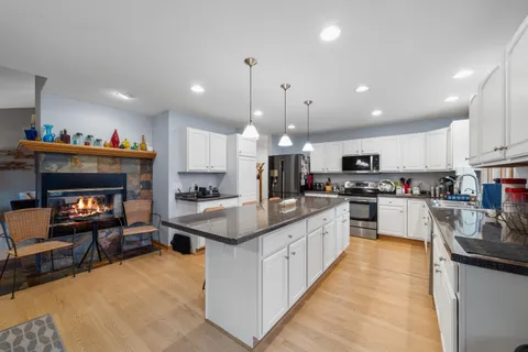 $629,900 | 403 Fair Oaks Drive, Williams Bay, WI 53191