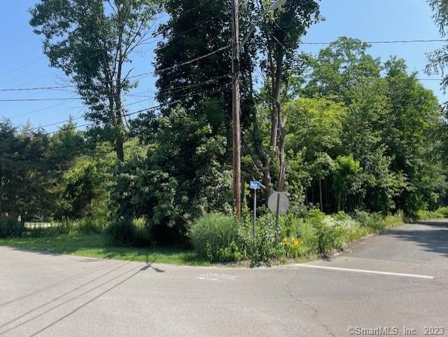 0 Edgewood Avenue Ivoryton, CT 06442 - Photo 1 of 1 Corner lot.