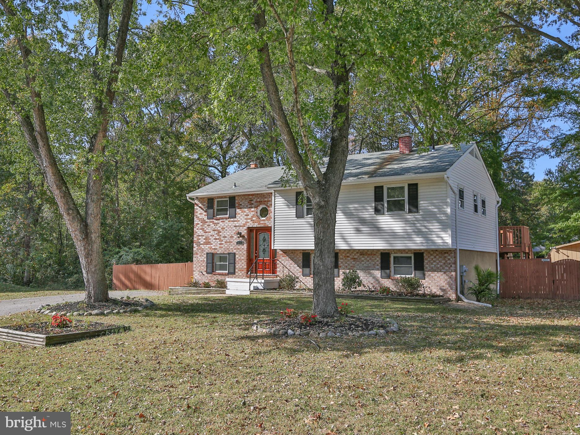 7804 Ruanne Court Pasadena, MD 21122 - Photo 29 of 30 Exterior (Front)
