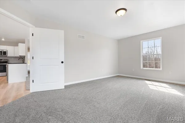 $325,000 | 23 Timberline Drive, Moscow Mills, MO 63362