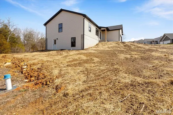 $325,000 | 23 Timberline Drive, Moscow Mills, MO 63362